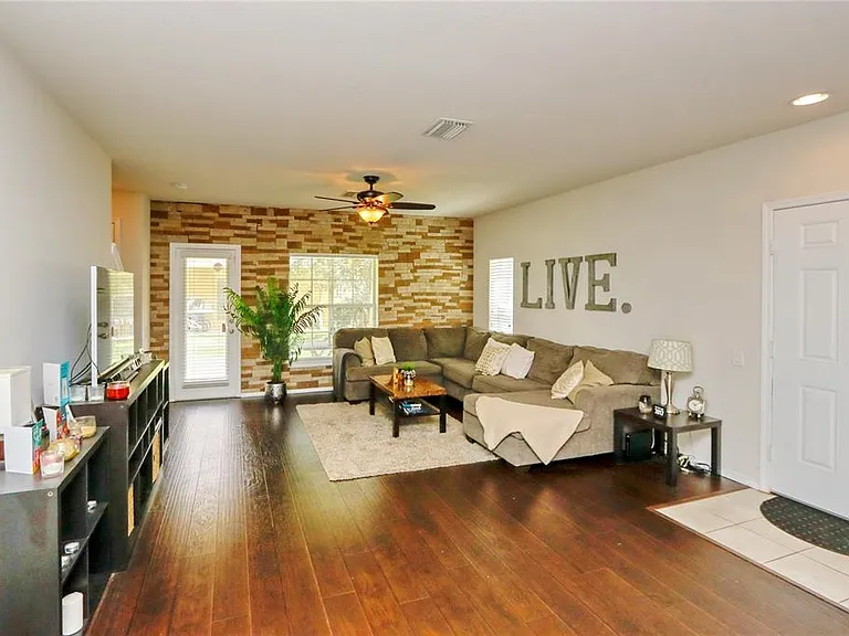 4724 Somerset Hill Ln — Photo 6