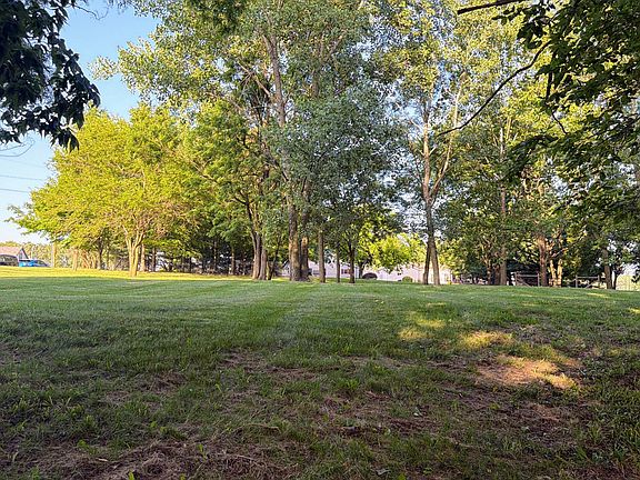 5th image of 3125 Long Rd