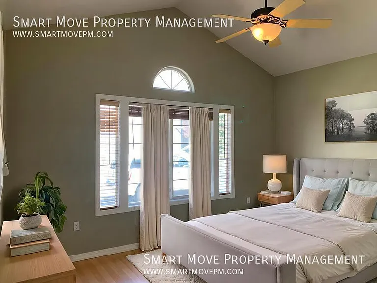 377 W Hale St — Photo 17
