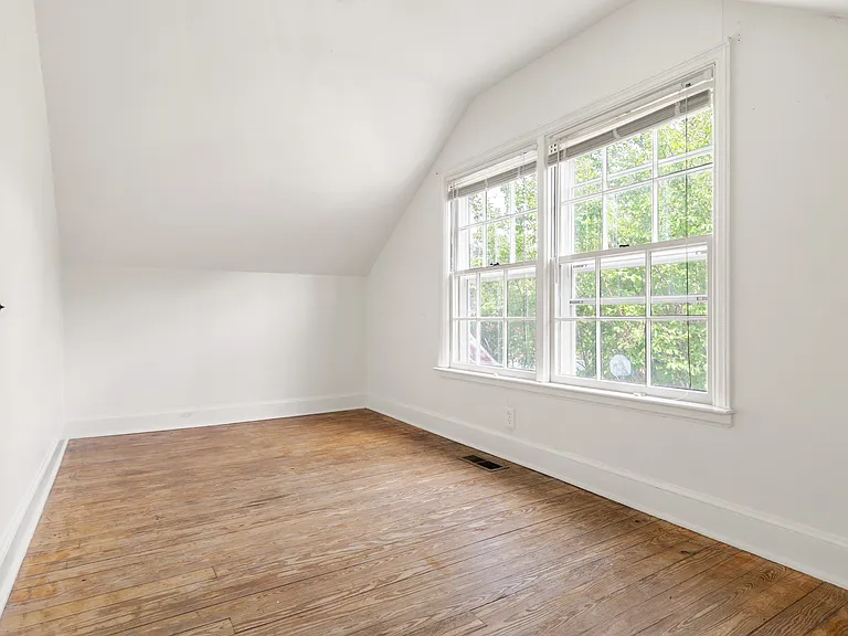 1806 Green St — Photo 20