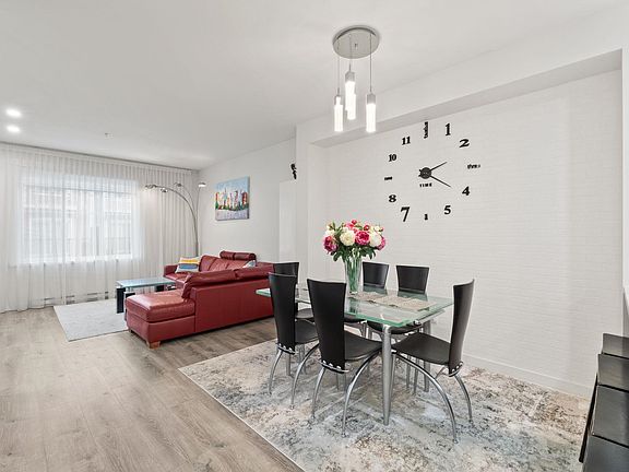 5th image of 3010 Riverbend Dr #72
