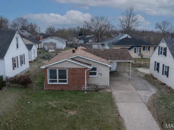 1827 William St, Cape Girardeau, MO 63703