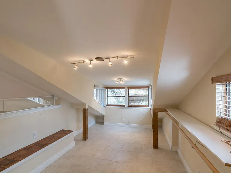 6424 Brookway Dr — Photo 40