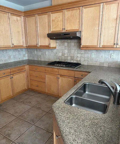 1944 Cooper Dr — Photo 9