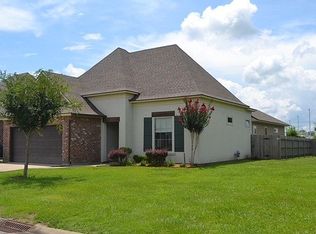 109 Camry Dr, Lafayette, LA 70503