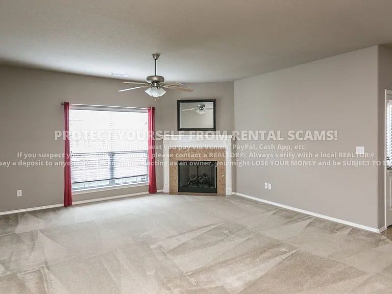 4400 W Serviceberry Dr — Photo 2