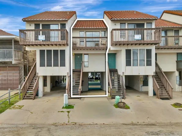462 N 15th St Unit 2, Port O Connor, TX 77982