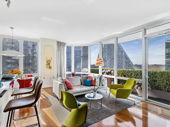 10 W End Ave APT 19C, New York, NY 10023