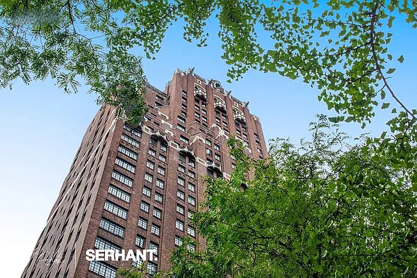 Rented by SERHANT. | media 42