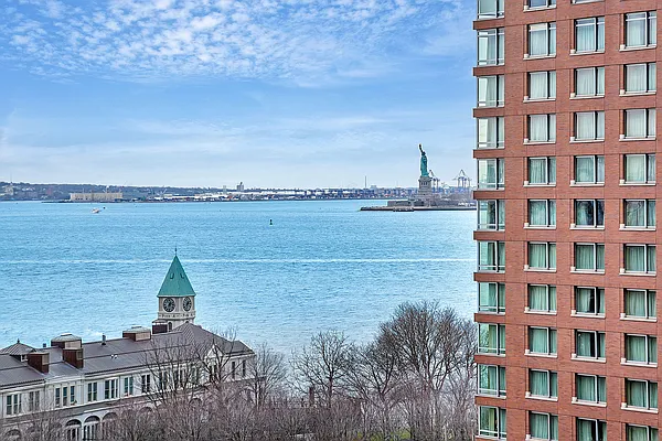Rented by New York Residence | media 50