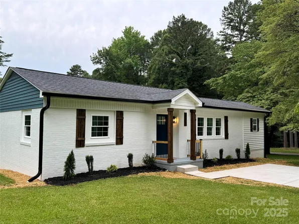 911 S Spencer Ave, Spencer, NC 28159