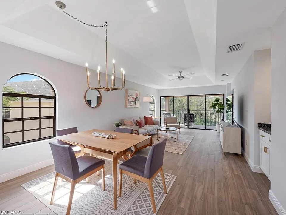 709 Augusta Blvd #5
