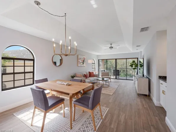 709 Augusta Blvd APT 5, Naples, FL 34113