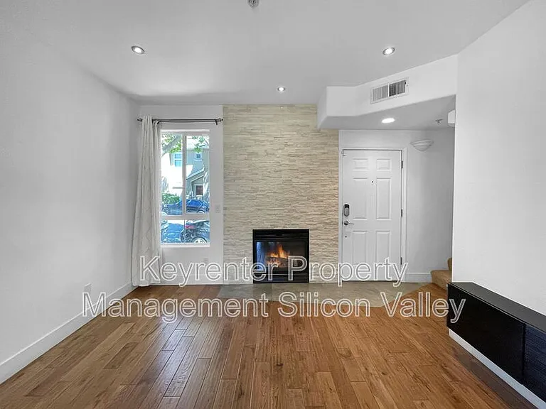 3157 Regency Ave #612 — Photo 4