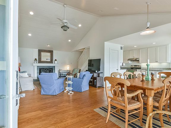 4th image of 4206 San Domingo Dr