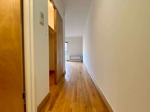 3rd image of 517 2nd Ave #3B