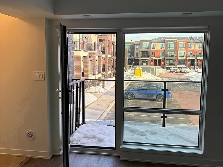 55 Romilly Ave — Photo 6