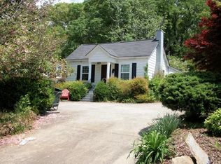 138 Oak Ave, Carrollton, GA 30117