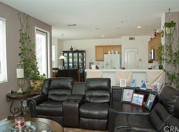 3rd image of 30569 Carousel Ln