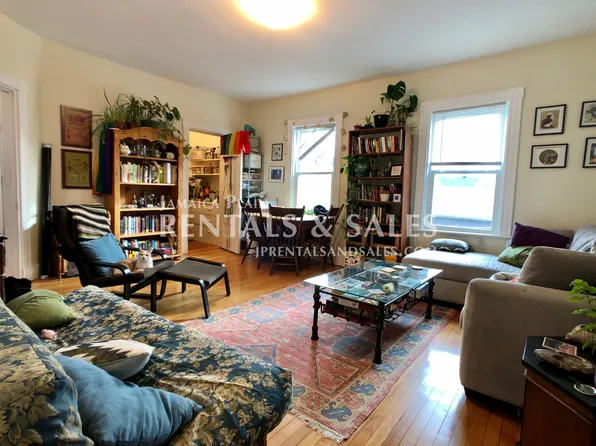 12 Agassiz Park #2, Jamaica Plain, MA 02130