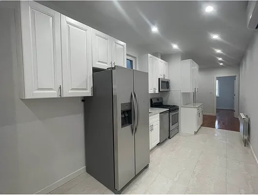 Rented by Native Real Estate LLC | media 10