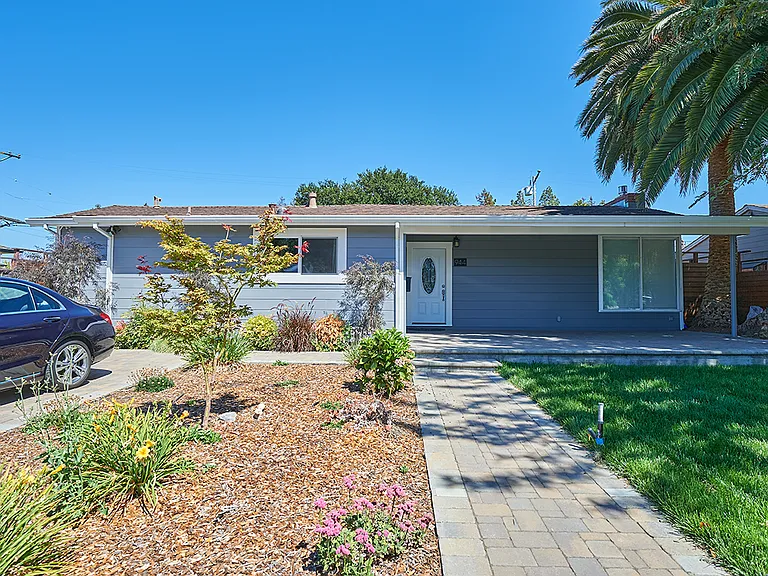 944 Bruno St — Photo 16