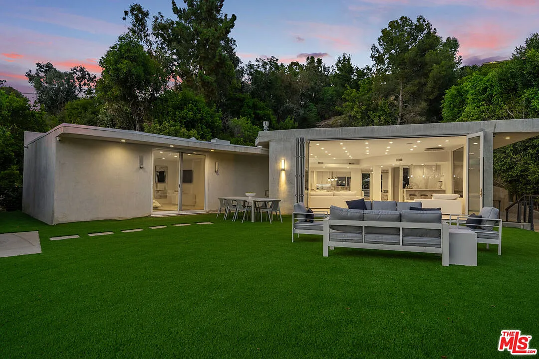 5 bed, 4.0 bath, 3013 sqft, $18,995 — Photo 4