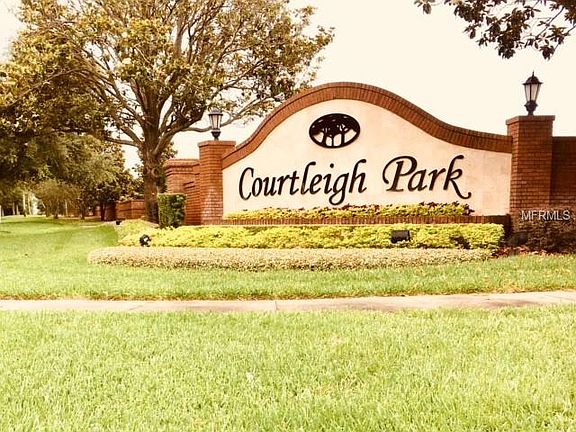 5th image of 8016 Courtleigh Dr