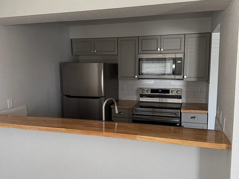 247 Lorraine Ave — Photo 31
