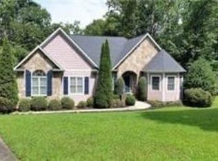 138 Windwood Ln, Troutman, NC 28166