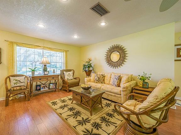 3rd image of 1079 Mindello Ave