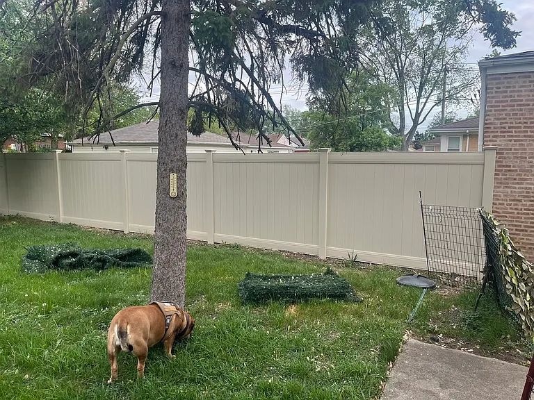 Hull Ave — Photo 1