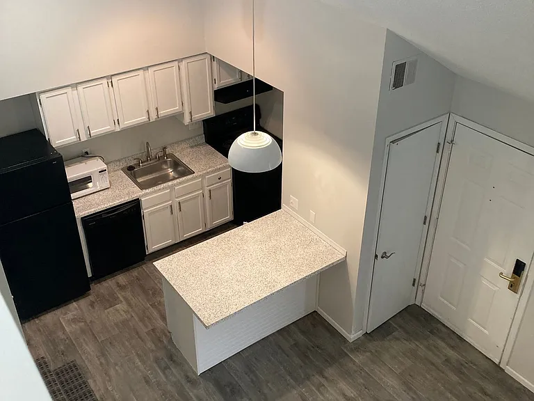 The Vibe at 8035 Apartments — Photo 19