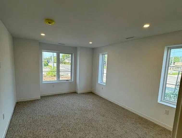 119 Lincoln St #101 — Photo 3