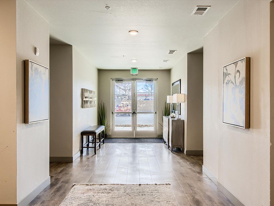 Building entrance/common area.