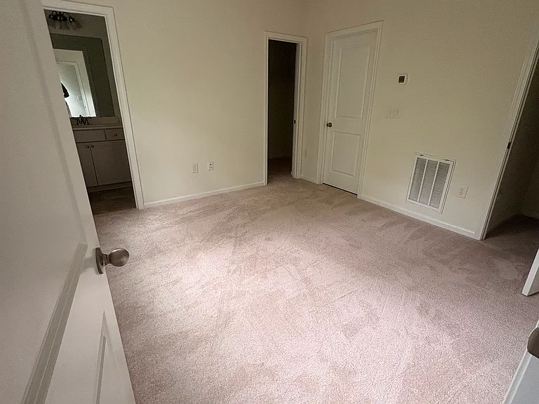 1121 Diamond Dove Ln — Photo 23