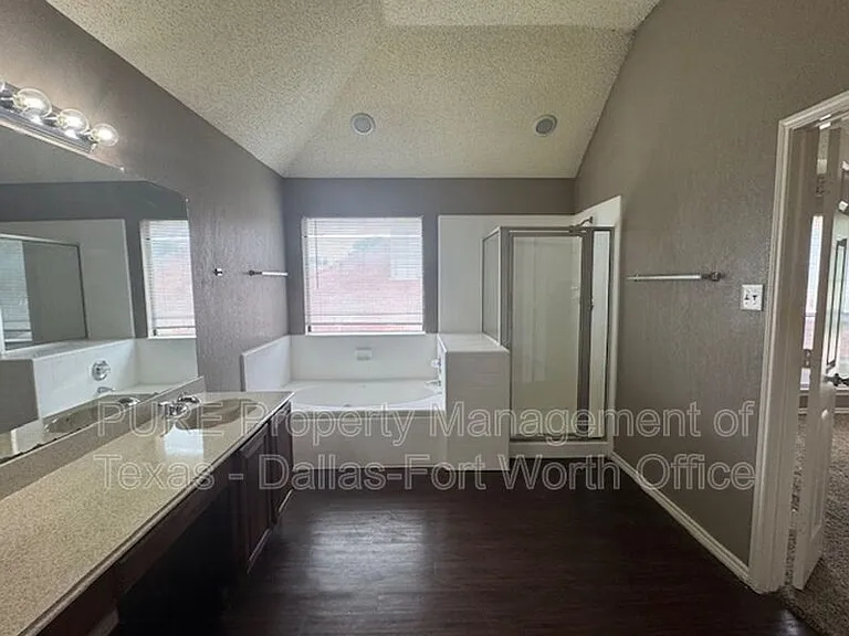1404 Straus Rd — Photo 20