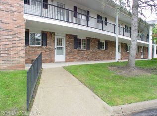23436 Middlebelt Rd #15, Farmington, MI 48336