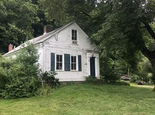 18 Mount Warner Rd, Hadley, MA 01035