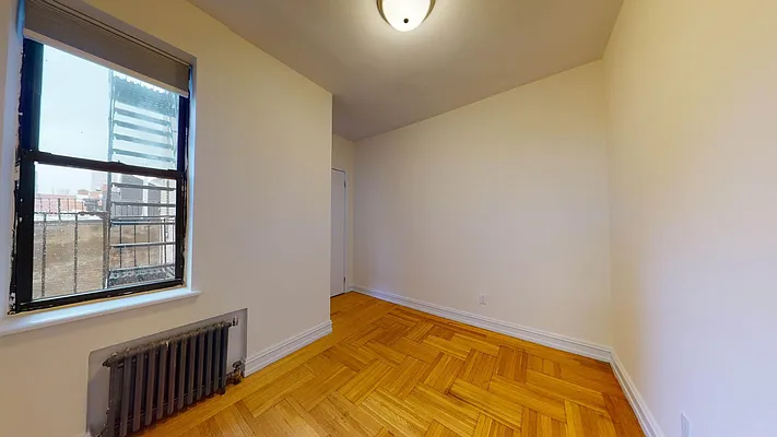 Rented by Bond New York | media 13