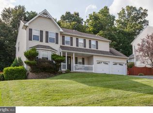 2631 W Colonial Dr, Upper Chichester, PA 19061