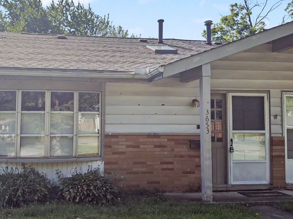 3653 Beaumont Dr