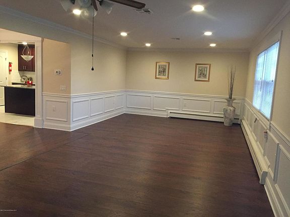 4th image of 3 Augusta Ct