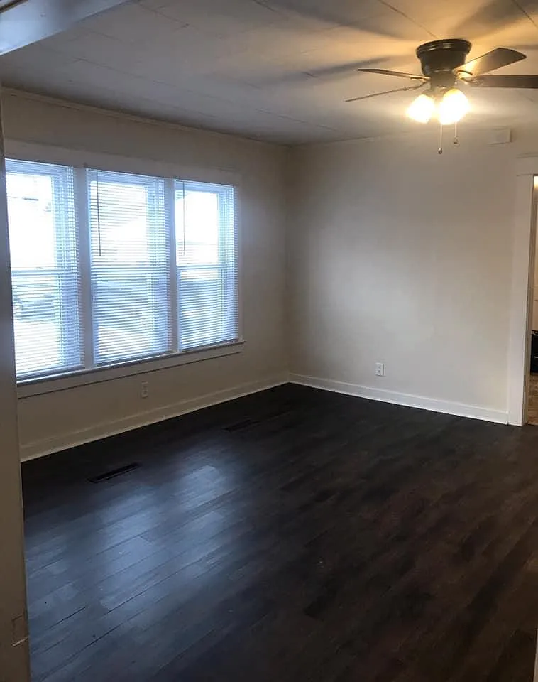 757 Maple Ave — Photo 3
