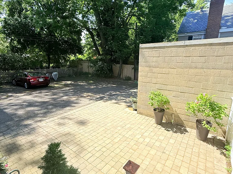 79 Kirkland St #1 — Photo 15