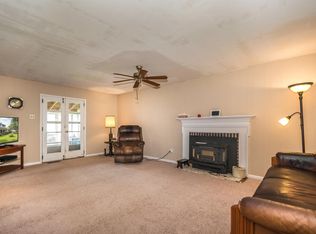 1133 Hilltop Rd, Southampton, PA 18966