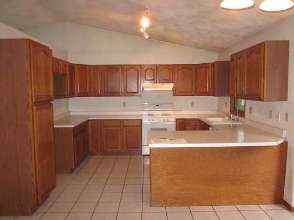 2nd image of 3727 Calderwood Dr
