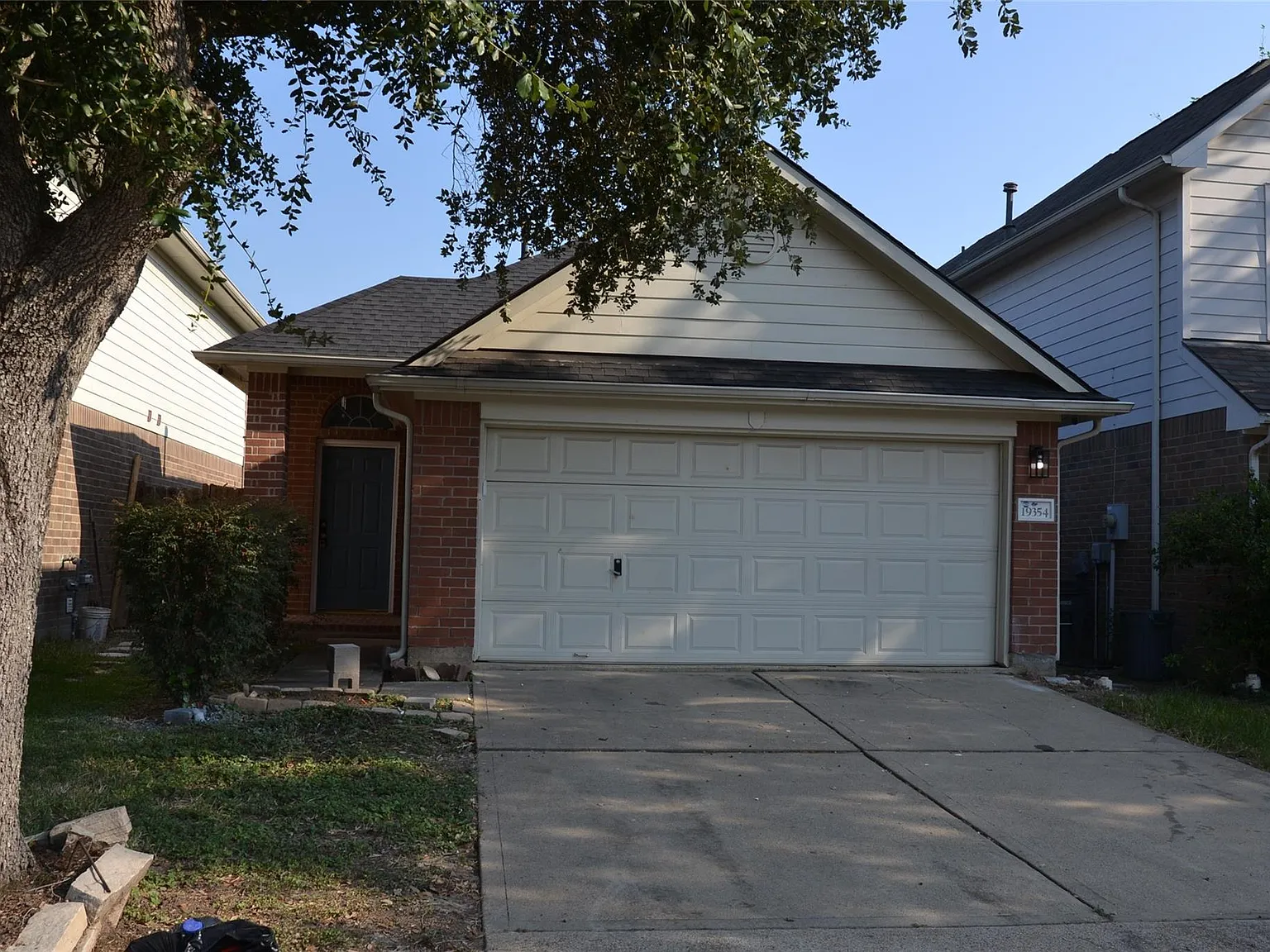 3 bed, 2.0 bath, 1154 sqft, $1,675 — Photo 2