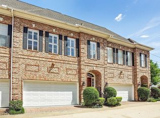 1933 Woodbury St, Houston, TX 77030