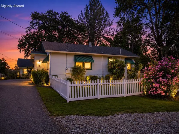 1821 Grand Coulee Blvd, Shasta Lake, CA 96019
